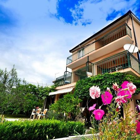 Apartments Franic Плоче Экстерьер фото